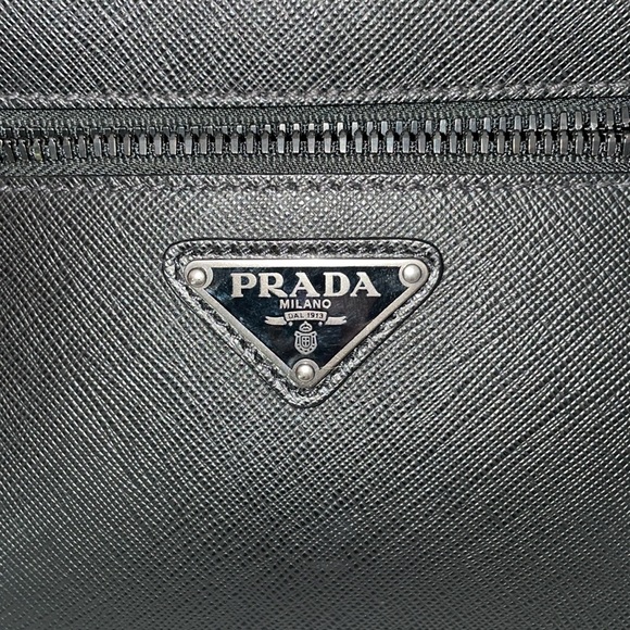 PRADA Shoulder Bag - Picture 8 of 10